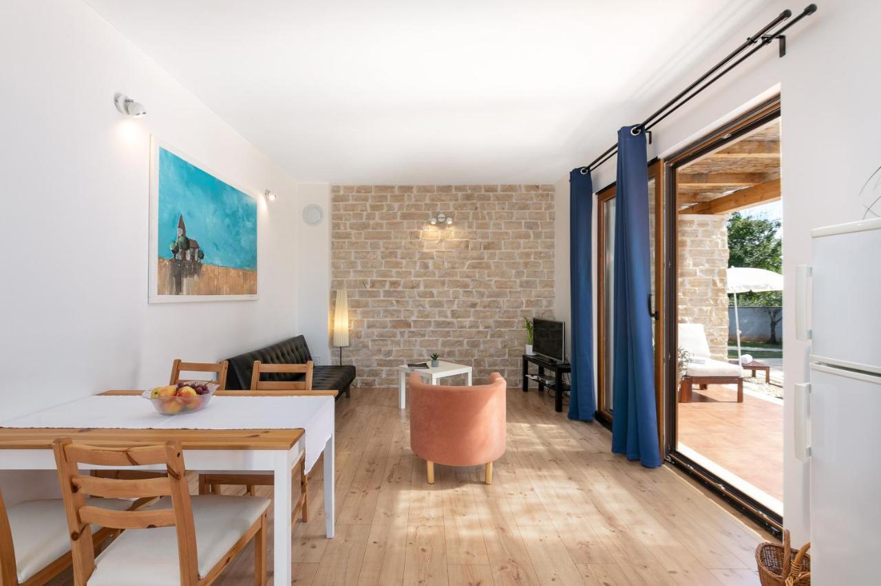 Villa Grebac à Kaštelir Extérieur photo