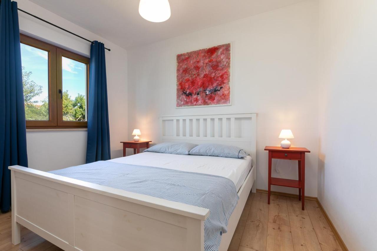 Villa Grebac à Kaštelir Extérieur photo